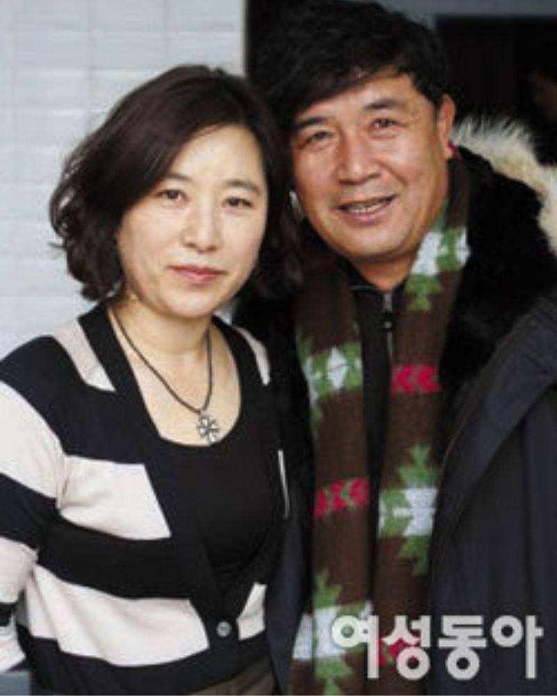 Dok. Woman Donga